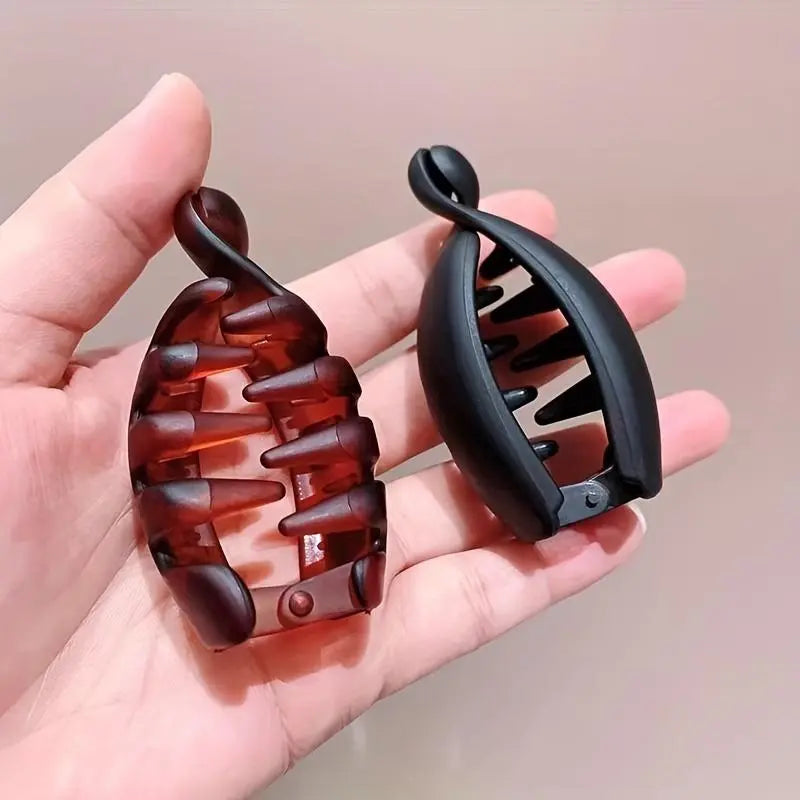 Mini-hårklemmer med sklisikker overflate i bananform (4 stk.) – Lette hårklemmer for hestehaler og knuter i tynt/fint hår