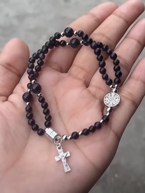 🔥Tidsbegrenset tilbud, kun 24 timer igjen🔥 49 % rabatt - ✝️Håndlaget rosenkransarmbånd📿