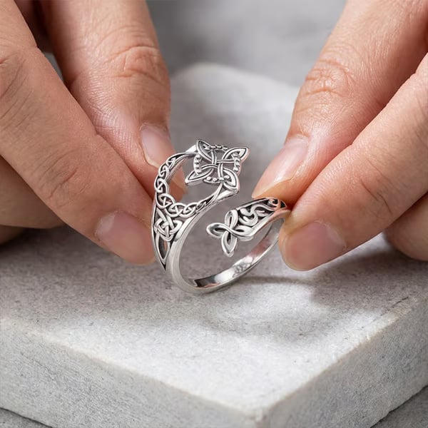 🧡 Åpen ring med keltisk knute ✨