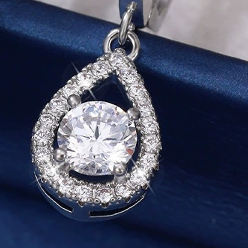 ✨✨Elegante dråpeformede anhengsøreringer