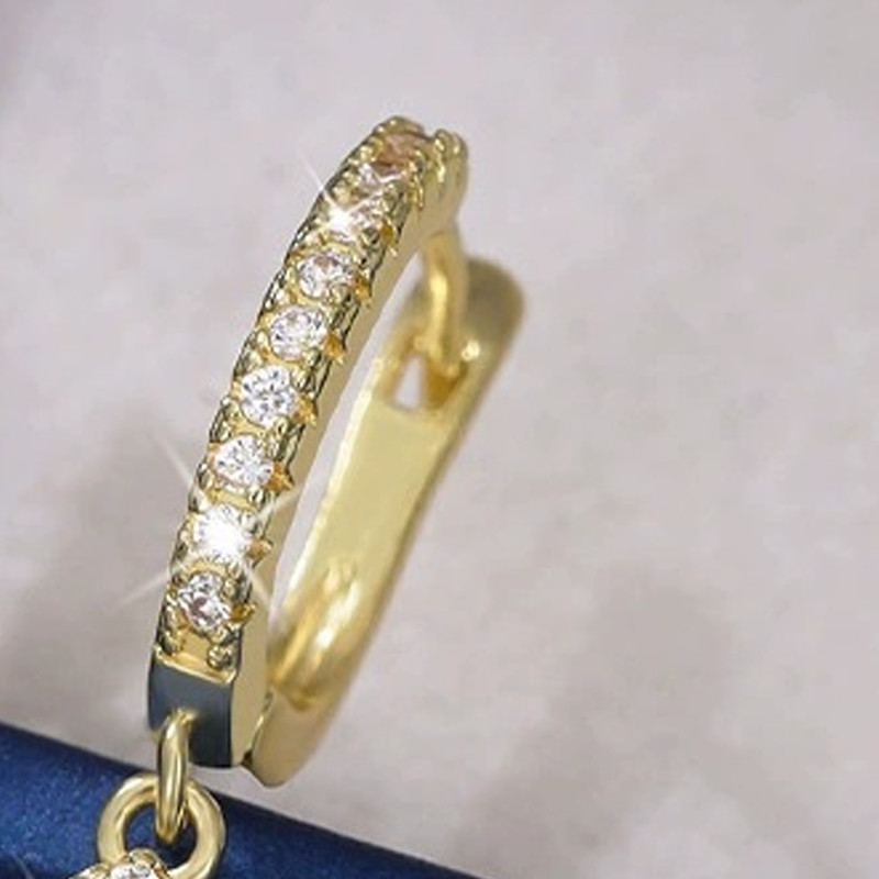 ✨✨Elegante dråpeformede anhengsøreringer